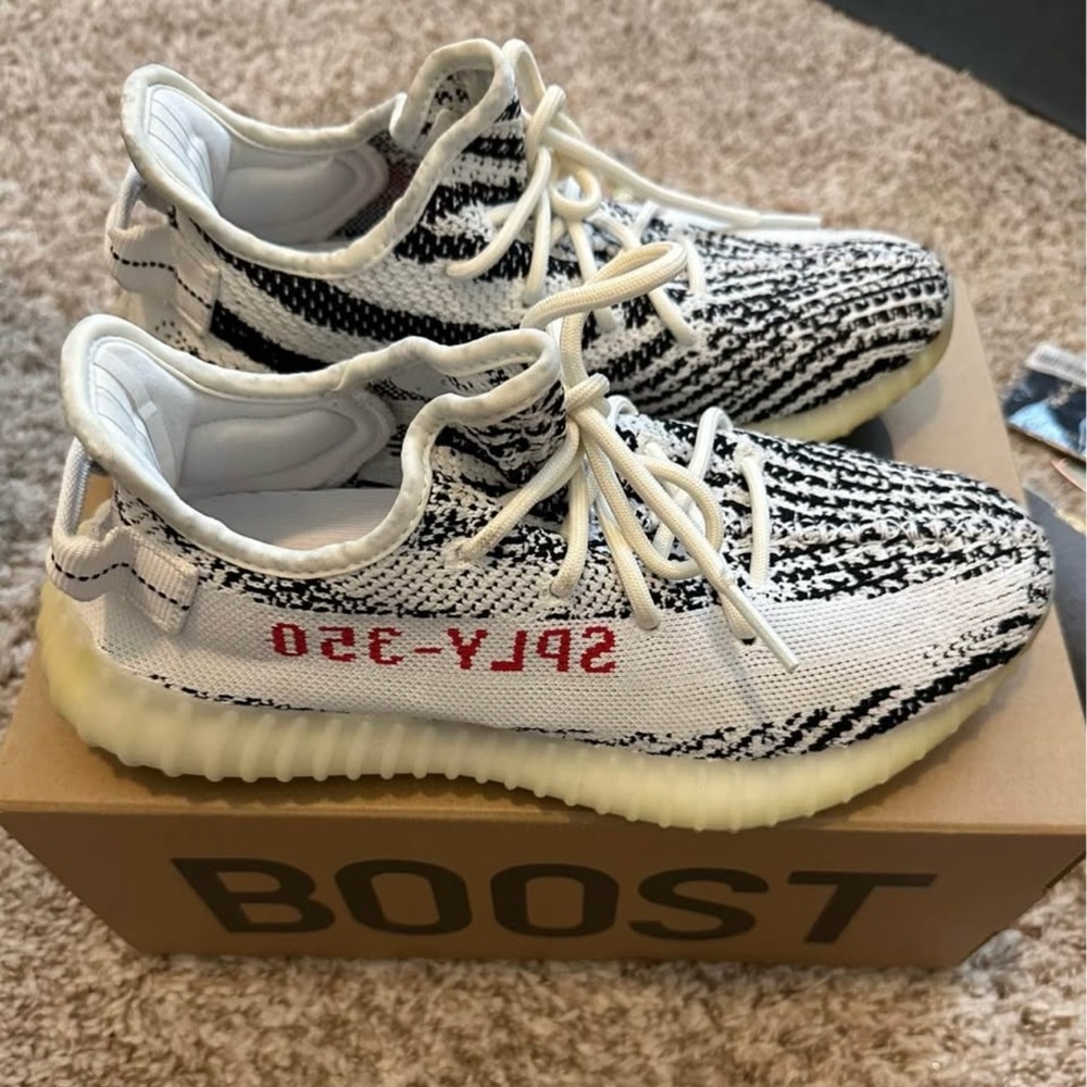 Yeezy Zebra 350 V2